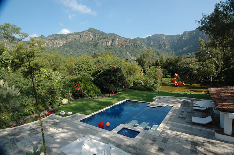Second view of the pool